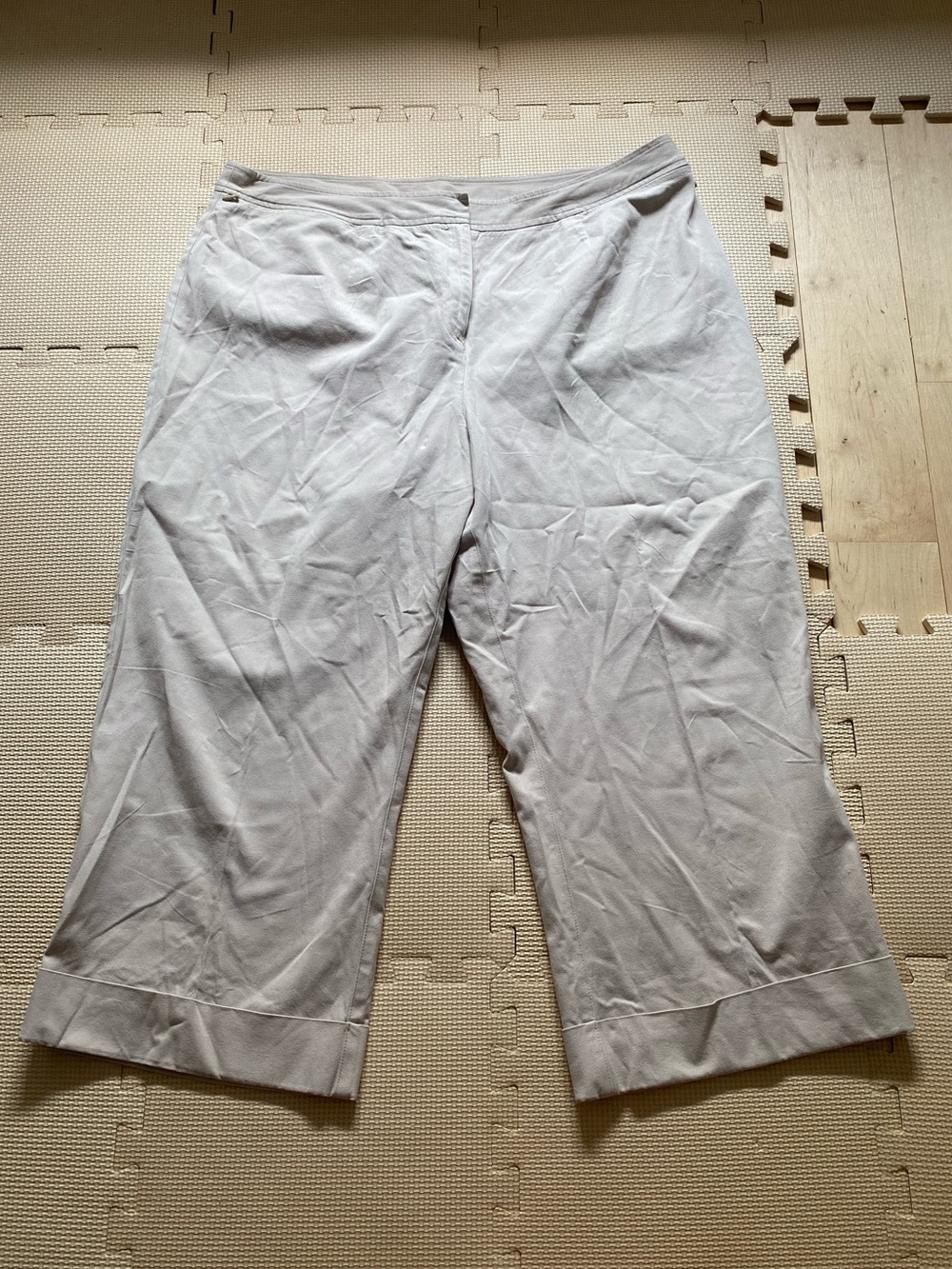 INC Womens Plus Size 16W Khaki Tan Capri Pants Cropped Casual Stretch Trousers